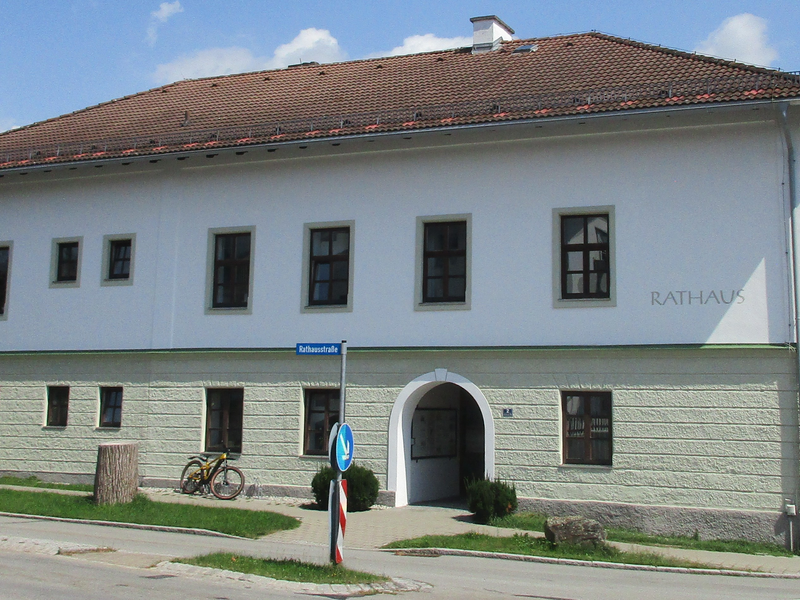 Gebäude Rathaus Egling Ansicht von Süd-Westen